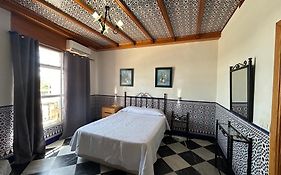 Maison D'hôtes El Ancla À 2*