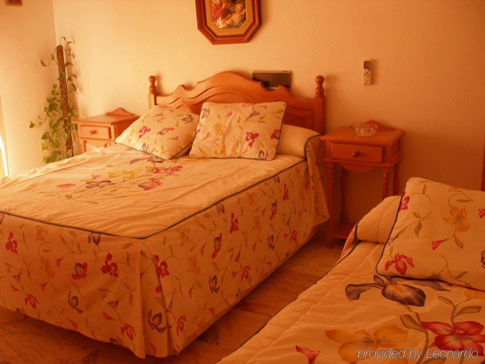 Hotel El Ancla à Alcala del Rio Chambre photo